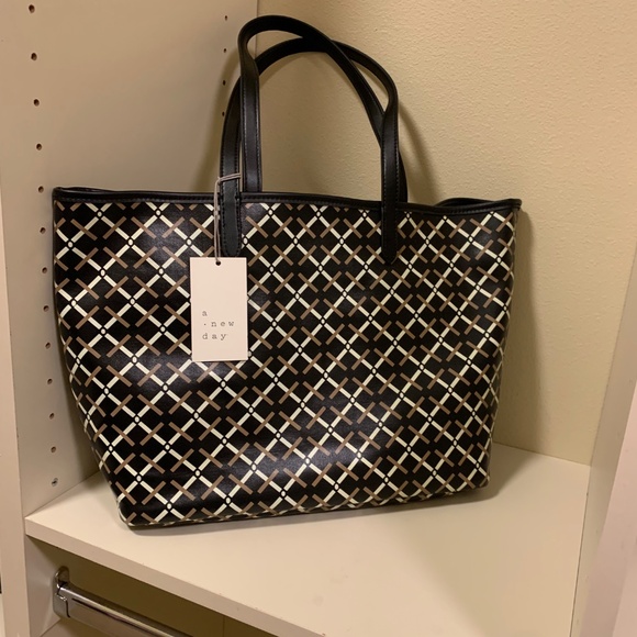 NWT Coated Canvas Tote Bag - A New Day - Picture 1 of 6